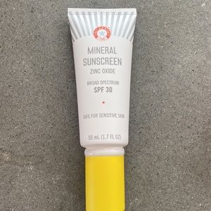Mineral Sunscreen First Aid Beauty Sensitive Skin
